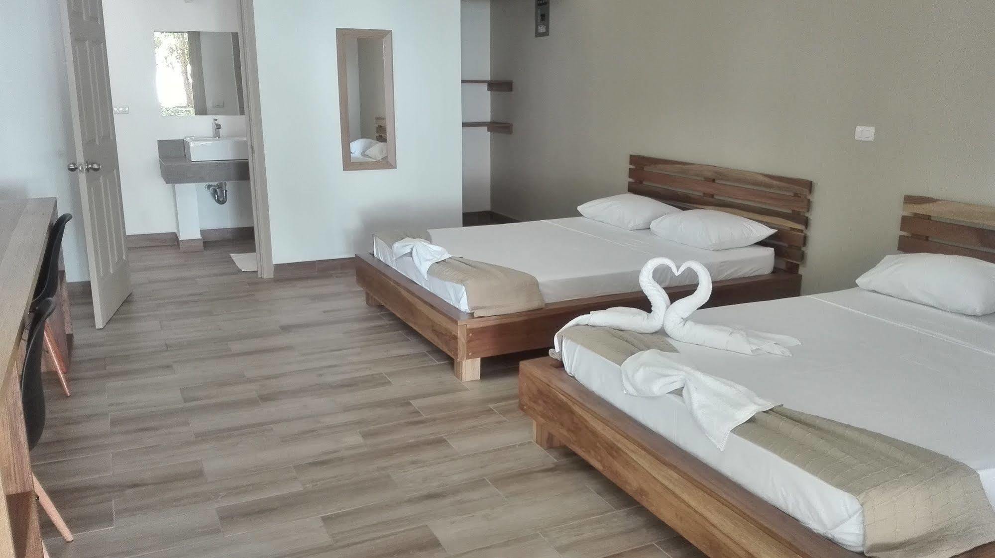 Cahuita Inn Εξωτερικό φωτογραφία