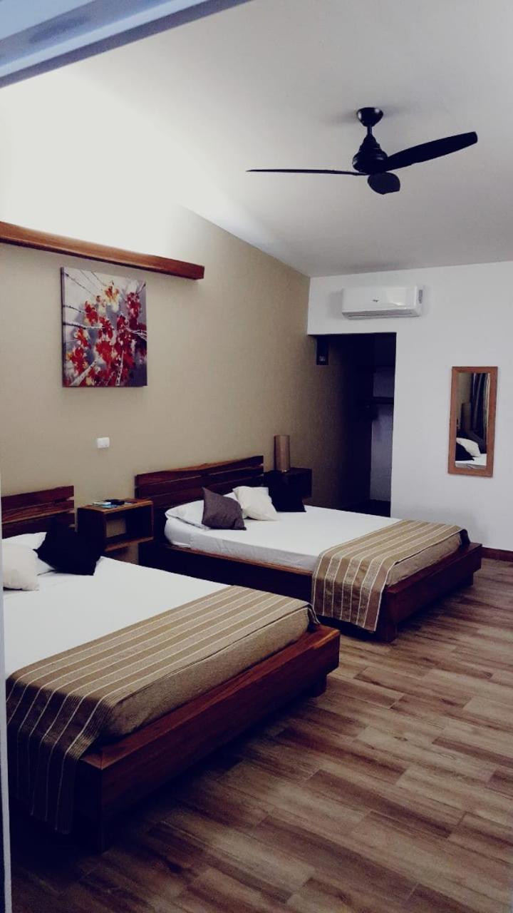 Cahuita Inn Εξωτερικό φωτογραφία